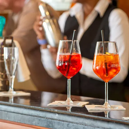 호텔 안티케 피겨 3*