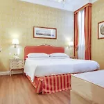 Hotel Antiche Figure 3*