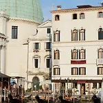 Antiche Figure Hotel