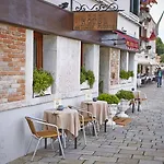 Antiche Figure 3* Venice