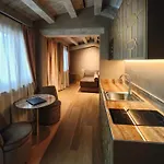 Antiche Figure 3* Venice