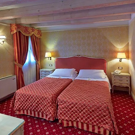 Hotel Antiche Figure