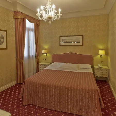 Hotel Antiche Figure