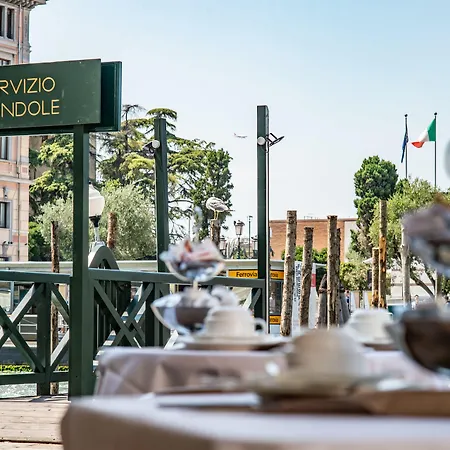 Antiche Figure Benátky