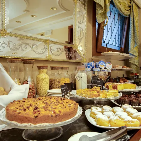 ホテル アンティーケ フィギューレ