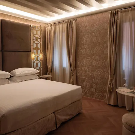 Hotel Antiche Figure Venice