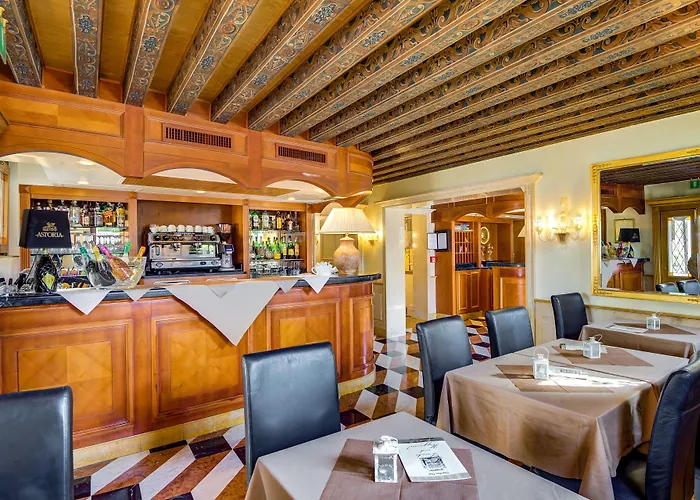 アンティーケ フィギューレ