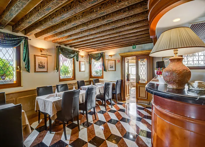 安蒂奇费格酒店 3*